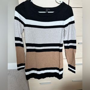 ✨5 for $25✨INC women’s striped sweater